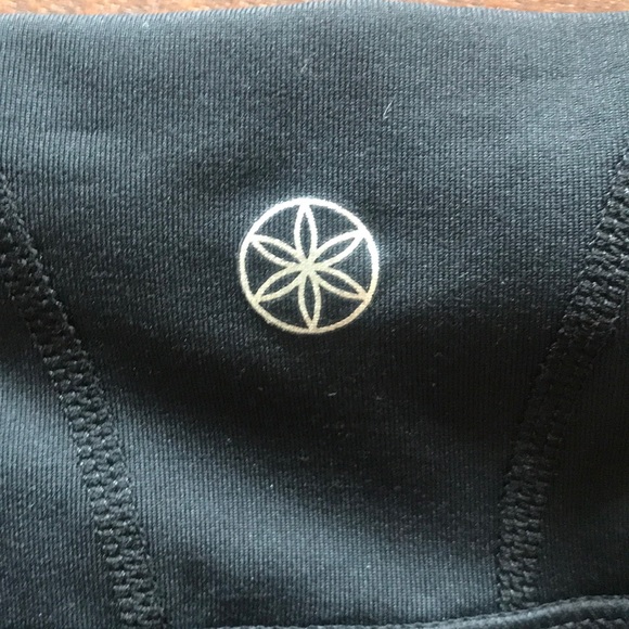 NWOT Gaiam cropped leggings - Picture 4 of 5